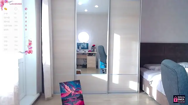 Lana__Nova webcam