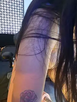 Amber_gold_ webcam