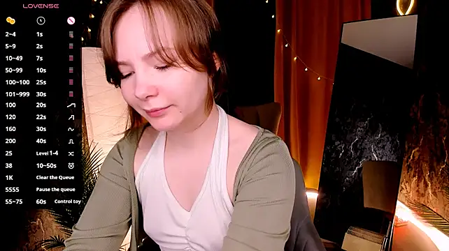 LanaBlu_ webcam