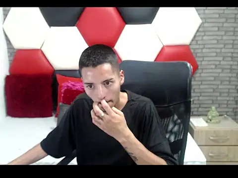 Thristan05 webcam