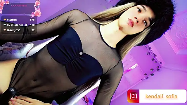 Sophiaa_doll_ webcam