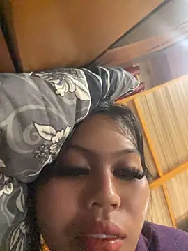 sexiestcunty_eerie webcam