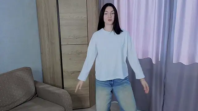 MaevynRaye webcam