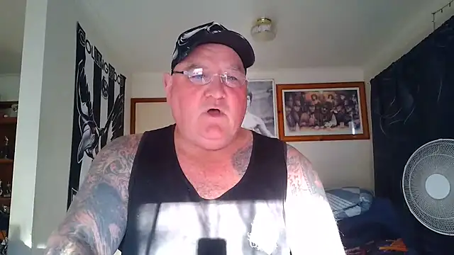 KINKYBLUEYES69