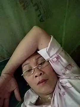 Alisa_x9x webcam