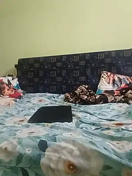 Simran450 webcam