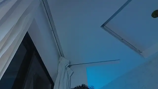 MiaWonderfull webcam