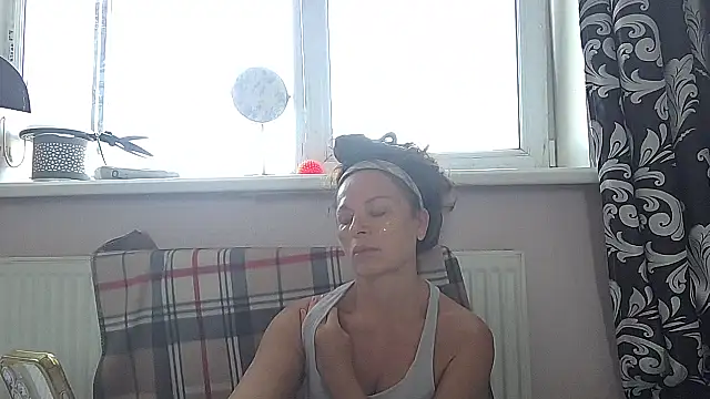 LindaStarS webcam