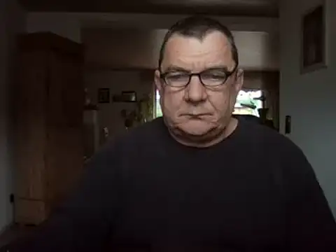 Nobbie444 live sex cam