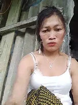 Buong-binh live cam on StripChat