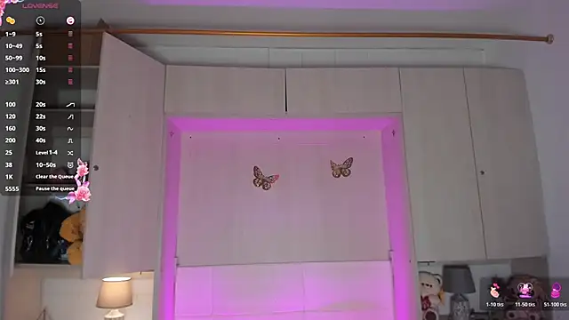 LilyWhitney webcam