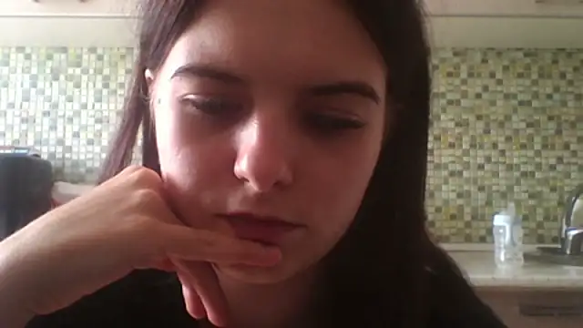 KikiAmino webcam