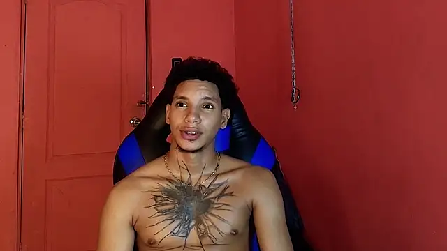 kai_storm77 webcam