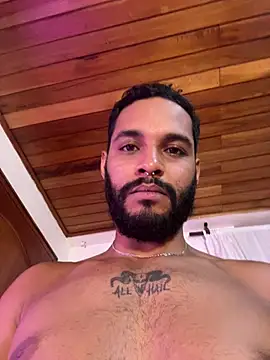bigblack0111 webcam