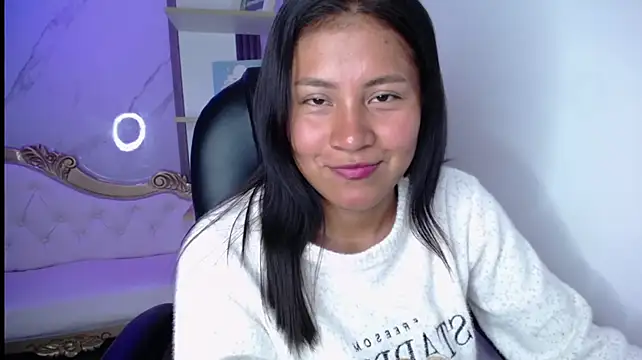 emiily_tk webcam
