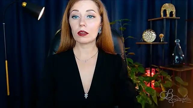 MissBeverlyMills webcam