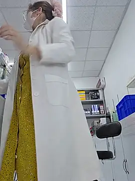 HinaLovely webcam