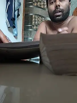 ranigupta72 live sex cam