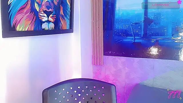 Tiffany_Velanyer webcam