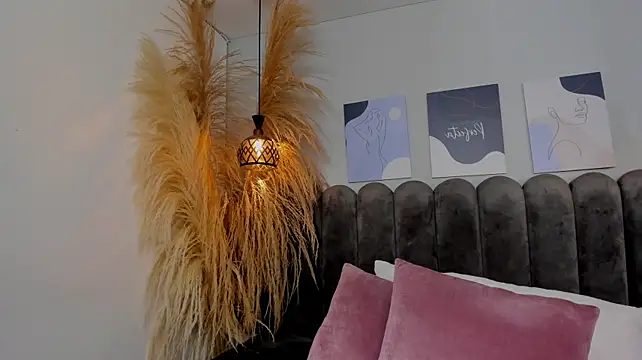 kely_morgan live cam on StripChat