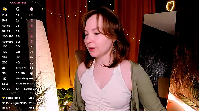 LanaBlu_ webcam