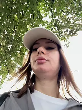 MayaSpringX live cam preview