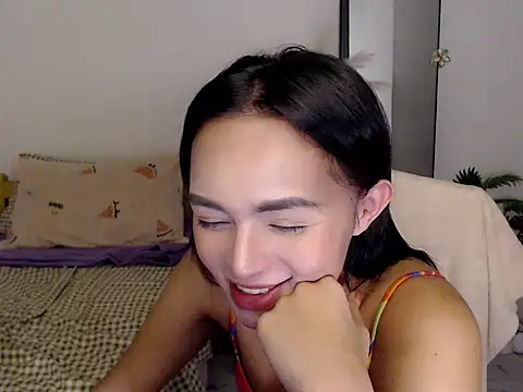miya_khali webcam