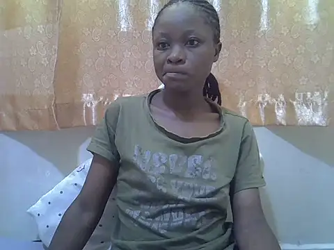 Prettie_maya48 webcam