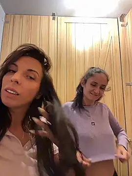 Almmaxxxx live cam