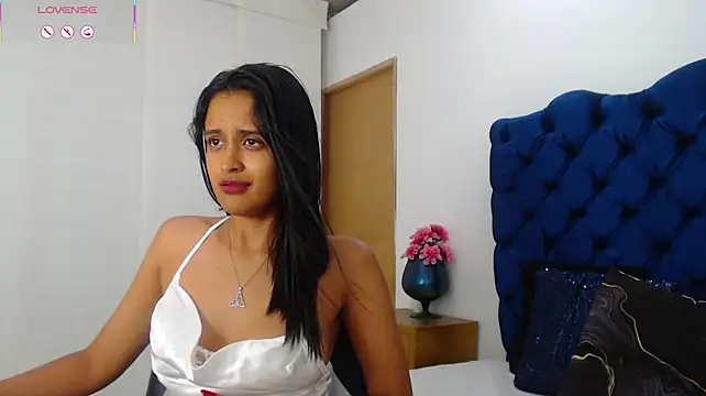 Lili666_ webcam