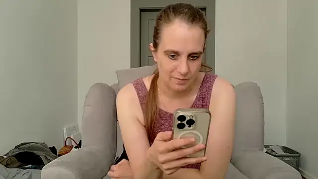 Chantalee live cam