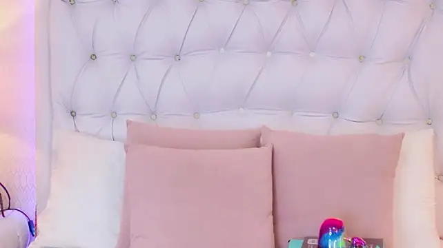 AntonellaEscudero live cam preview