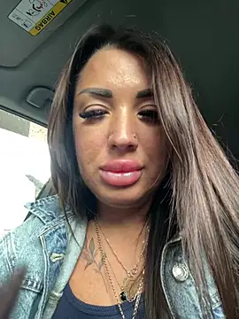 RuslanaXX webcam