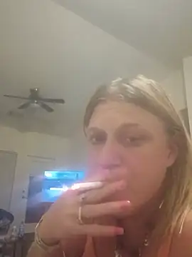 Playmate86 live sex cam