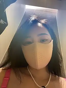 Nini_11 webcam