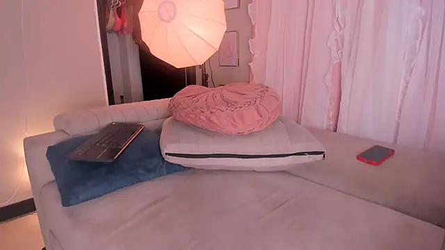 kitty_miaa webcam