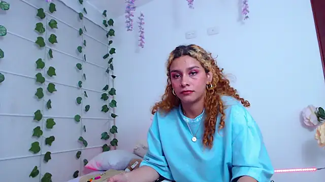 Sarabubbie webcam