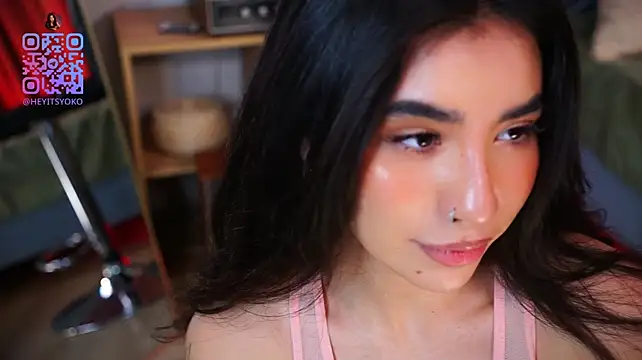 YokoKoko_ live cam preview