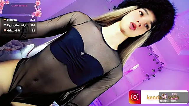 Sophiaa_doll_ webcam