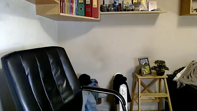 katemodel webcam