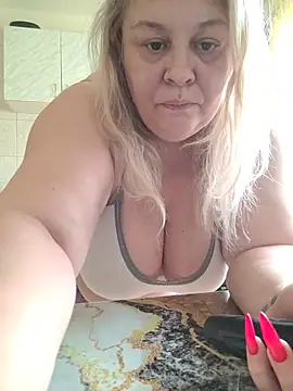 AriannaMilf webcam