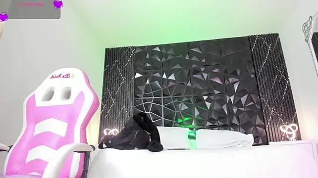 AnaiaClarck webcam