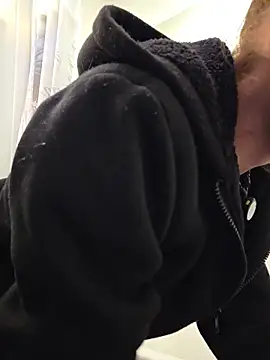 xlisaxx (F milf) - huile cul + twerk + plug anal
