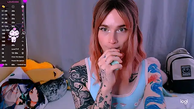 Alice_Hells webcam