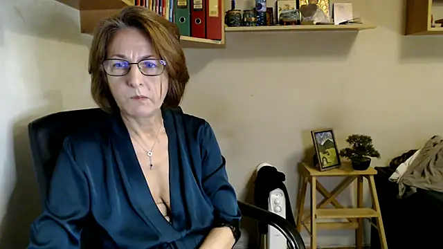 katemodel webcam