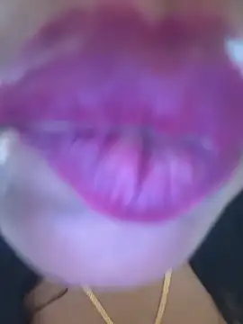 YR-SHIVANI live cam on StripChat