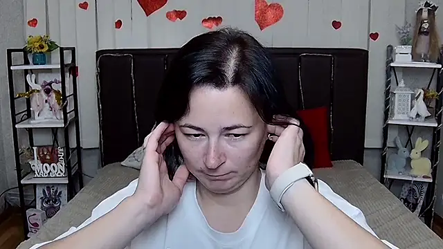 MarieSho live cam on StripChat