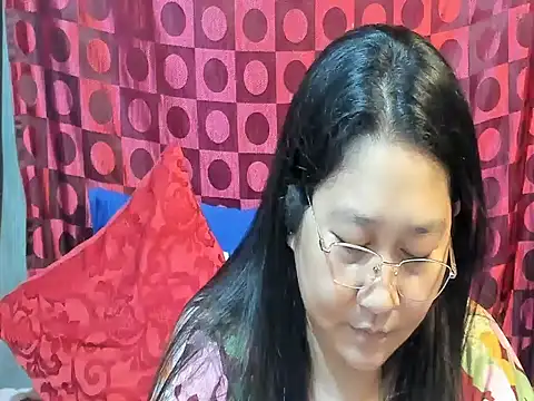CHUBBY_ANGEL09 live cam on StripChat