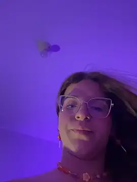 MiaMillers28 webcam