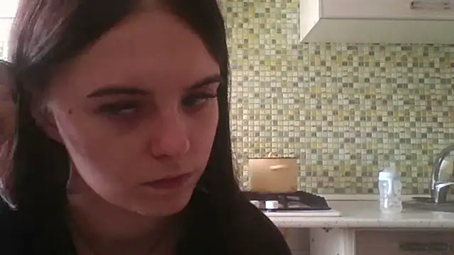 KikiAmino webcam